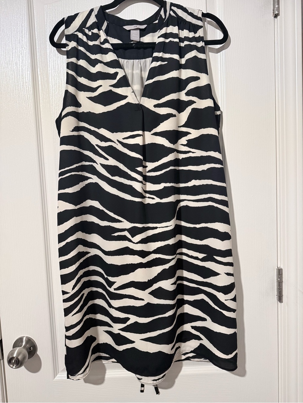 H&M Black and White Zebra Print Midi Dress